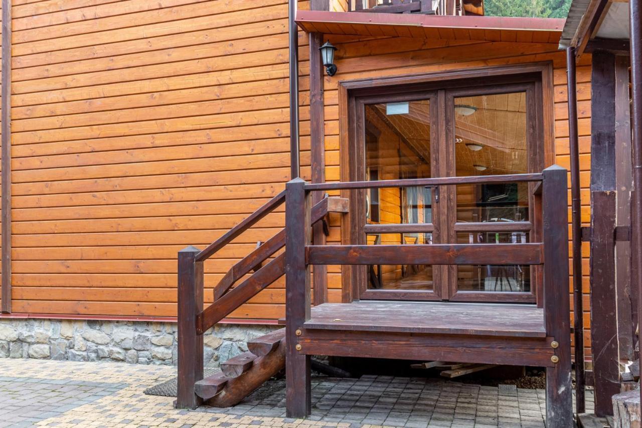 Arnika Hotel Bukovel Luaran gambar
