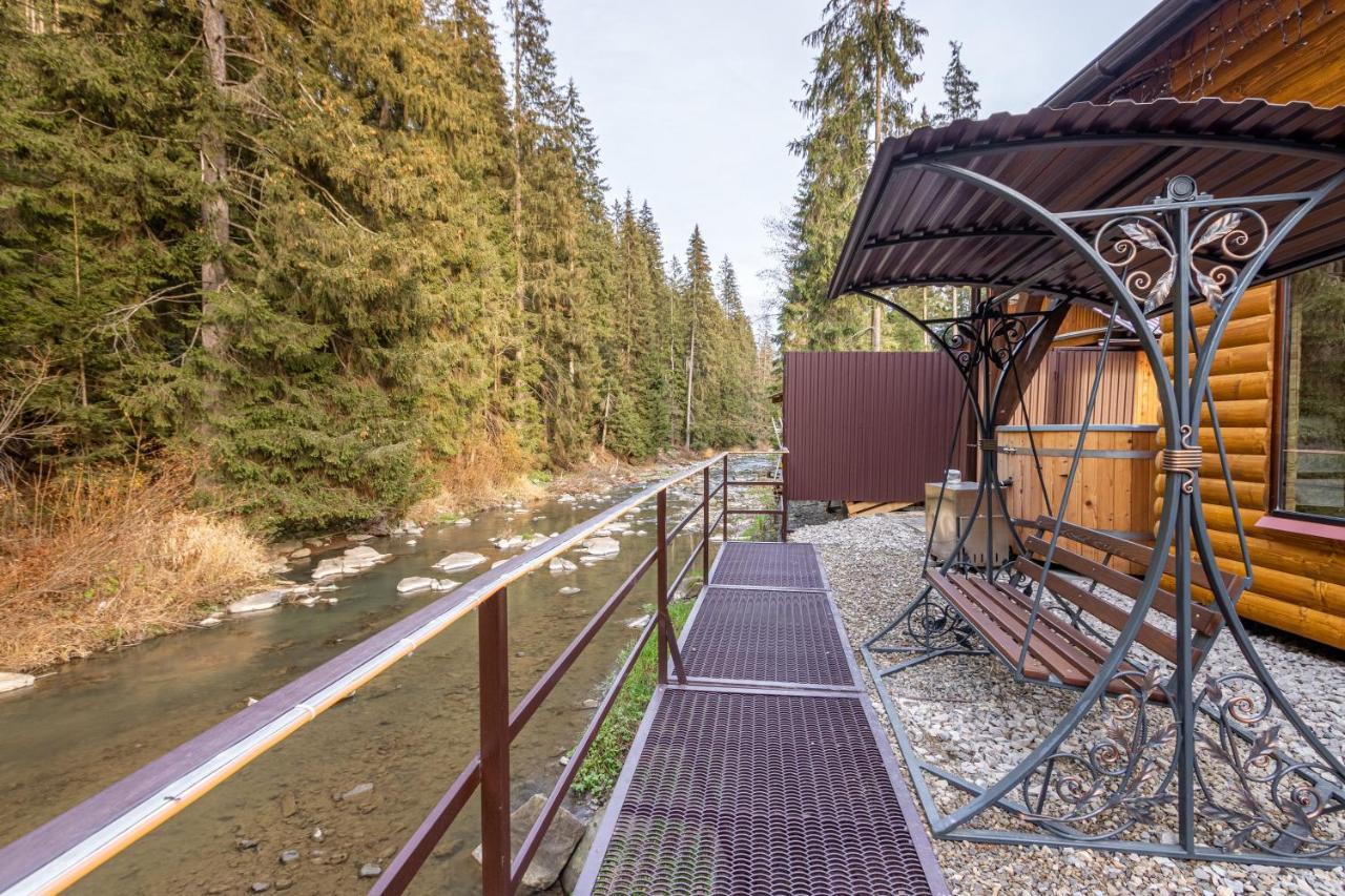 Arnika Hotel Bukovel Luaran gambar