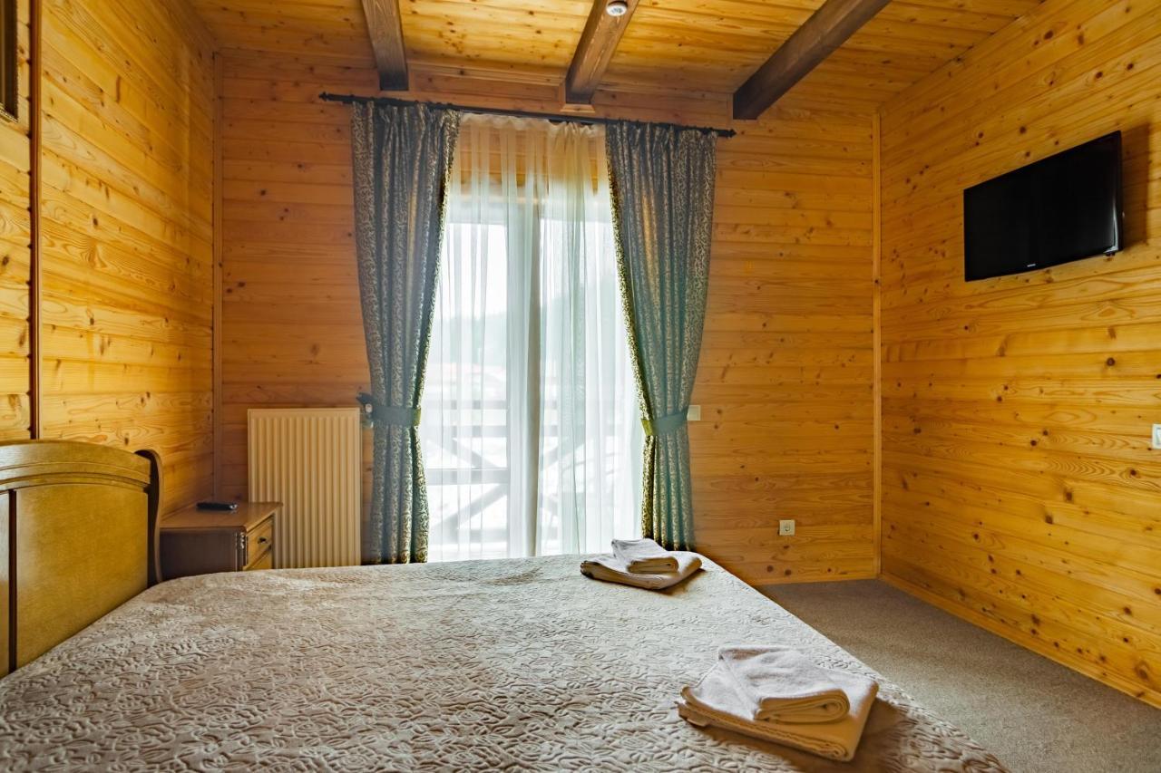 Arnika Hotel Bukovel Luaran gambar
